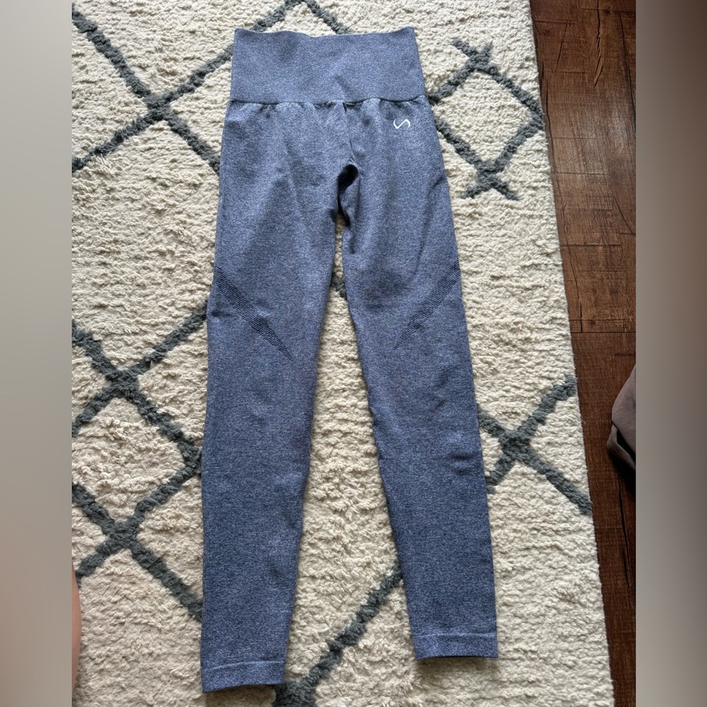 TLF Leggings. Size: Small. Color: Blue
